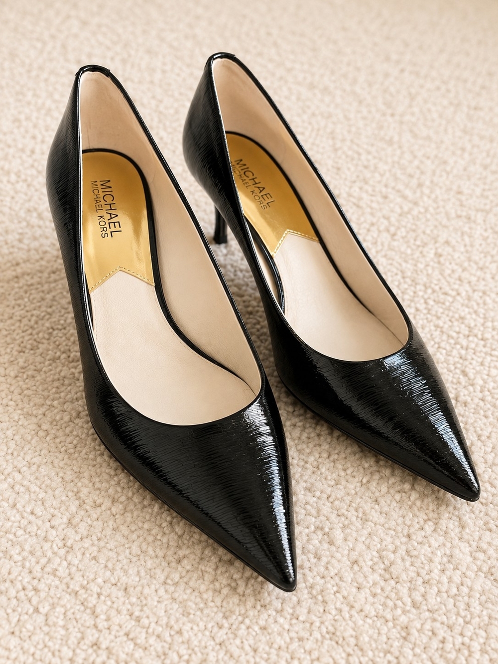 MICHAEL Michael Kors Flex Black Patent Leather Kitten Heel Pumps Size 7.5
